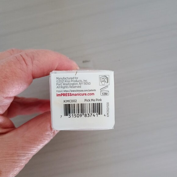 BNIB imPRESS KISS PRESS-ON NAILS LIGHT PINK COLOR 30 NAILS - Picture 2 of 5